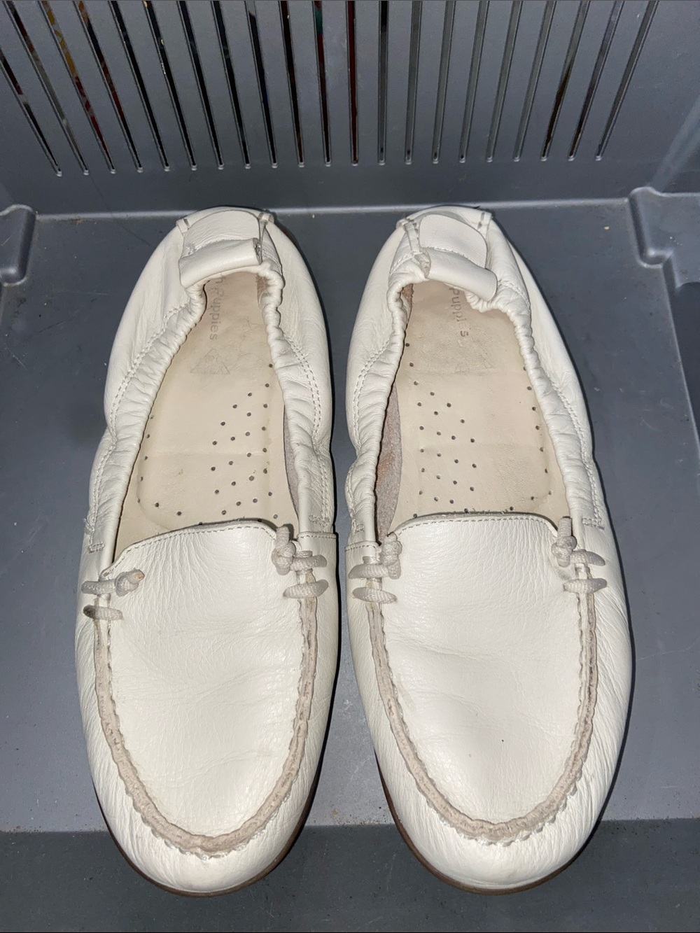 Hush Puppies Ceil MT White Leather Slip-On Loafers Size 9